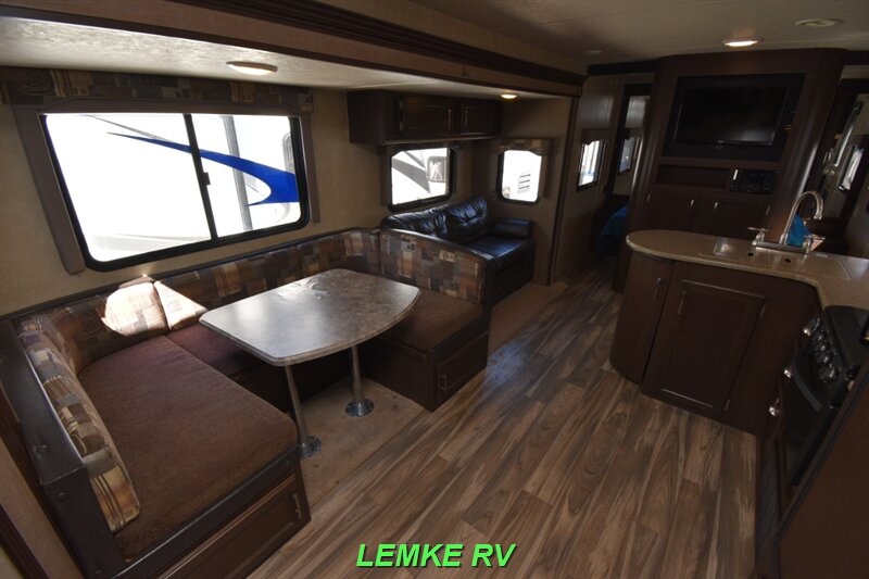 2017 Forest River Evo T2700   - Photo 21 - Rocklin, CA 95677