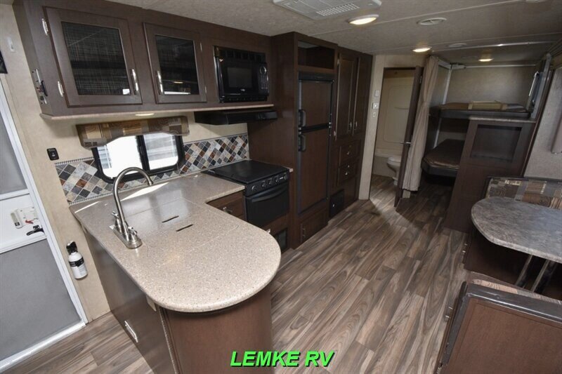 2017 Forest River Evo T2700   - Photo 13 - Rocklin, CA 95677