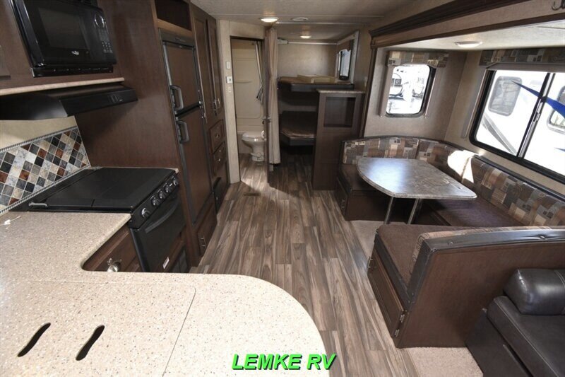2017 Forest River Evo T2700   - Photo 2 - Rocklin, CA 95677