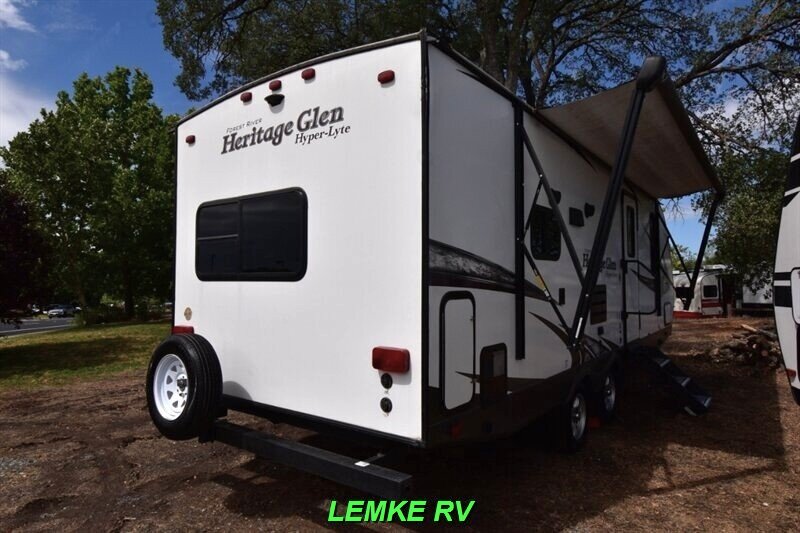 2018 Forest River Heritage Glen Hyper-Lyte 24RLSHL   - Photo 9 - Rocklin, CA 95677