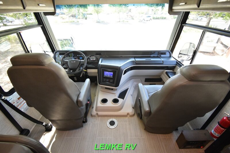 2021 Entegra Vision 29F   - Photo 20 - Rocklin, CA 95677