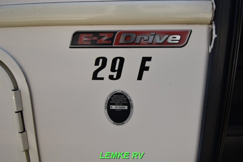 2021 Entegra Vision 29F   - Photo 10 - Rocklin, CA 95677