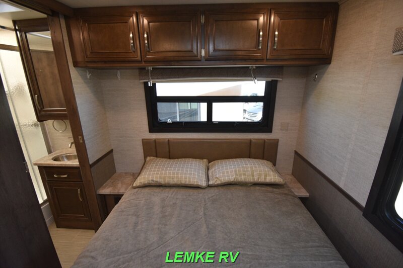 2021 Entegra Vision 29F   - Photo 26 - Rocklin, CA 95677