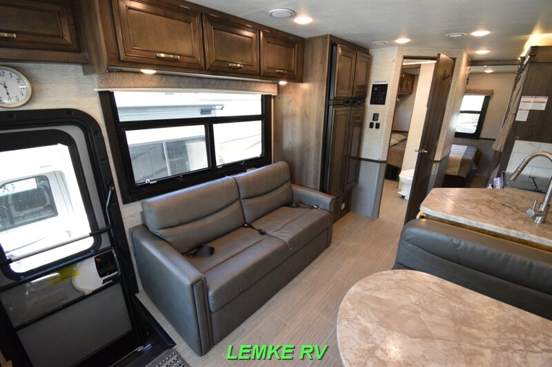 2021 Entegra Vision 29F   - Photo 14 - Rocklin, CA 95677