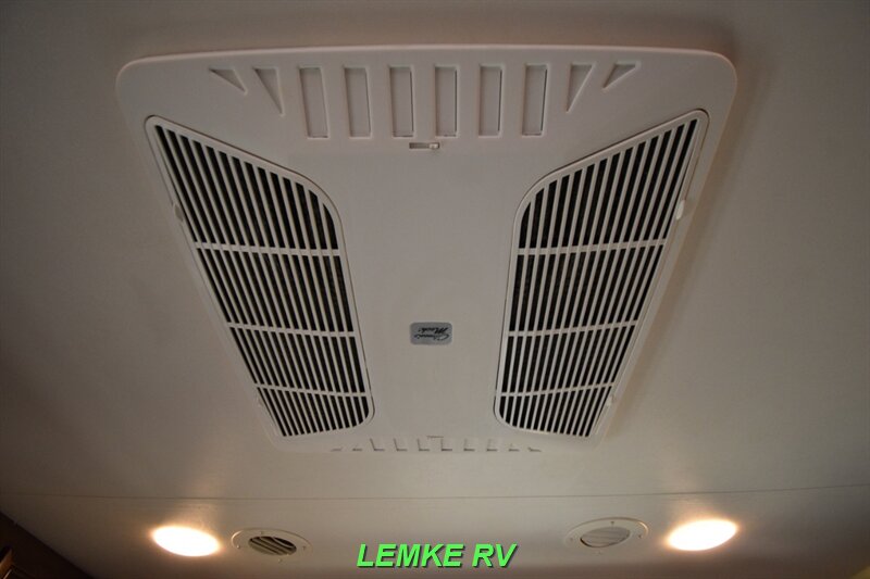 2021 Entegra Vision 29F   - Photo 31 - Rocklin, CA 95677