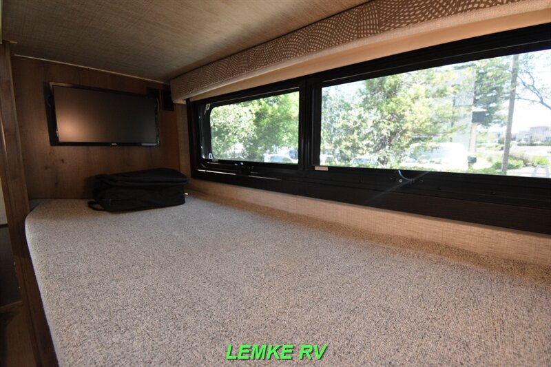 2021 Entegra Vision 29F   - Photo 25 - Rocklin, CA 95677