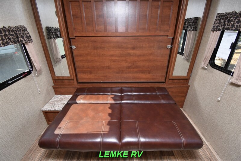 2017 Keystone Passport Ultra Lite Express 199MLWE   - Photo 25 - Rocklin, CA 95677