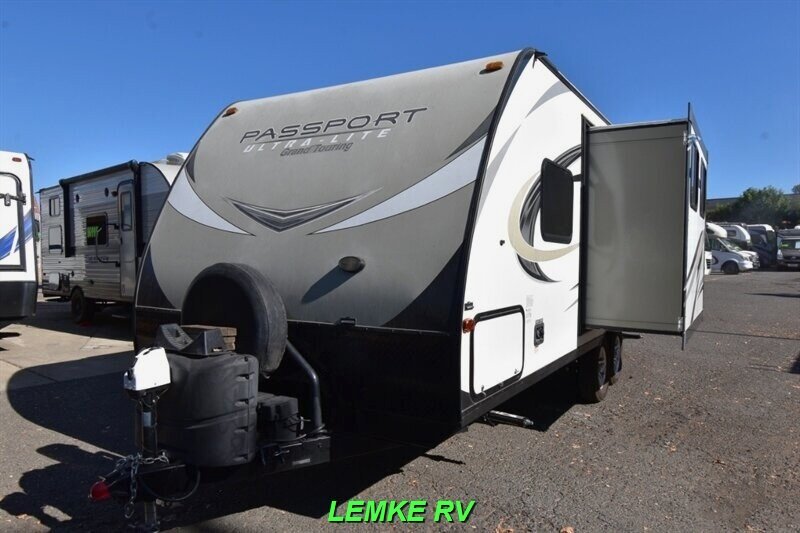 2017 Keystone Passport 199MLWE   - Photo 6 - Rocklin, CA 95677