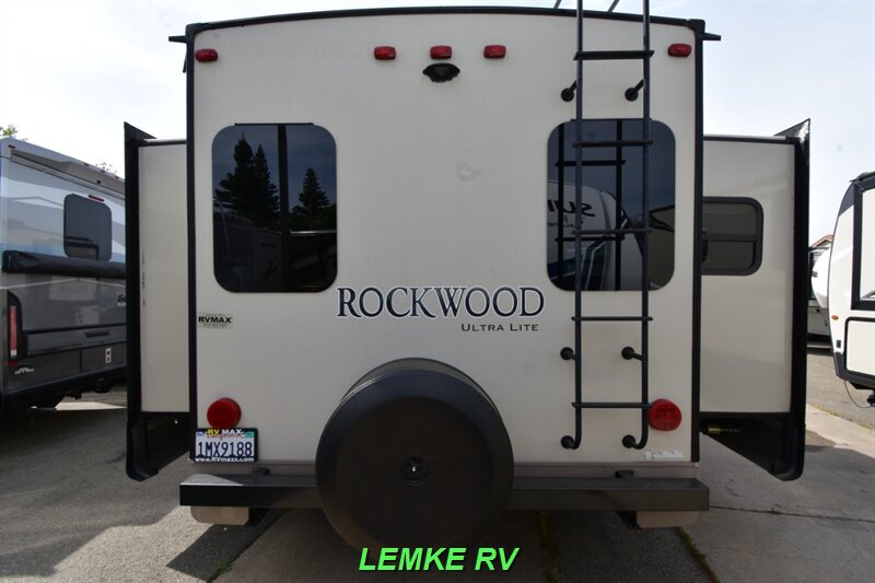 2018 Forest River Rockwood Ultra Lite 2703WS   - Photo 8 - Rocklin, CA 95677