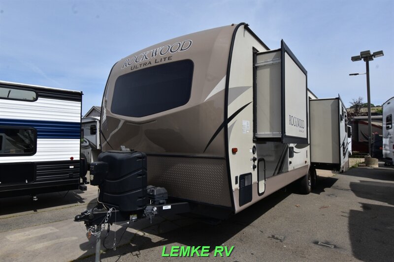 2018 Forest River Rockwood Ultra Lite 2703WS   - Photo 6 - Rocklin, CA 95677