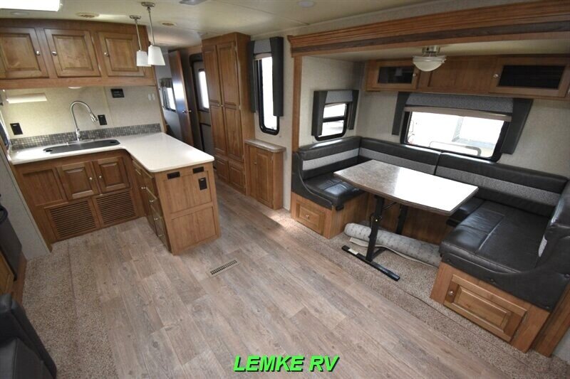 2018 Forest River Rockwood Ultra Lite 2703WS   - Photo 12 - Rocklin, CA 95677