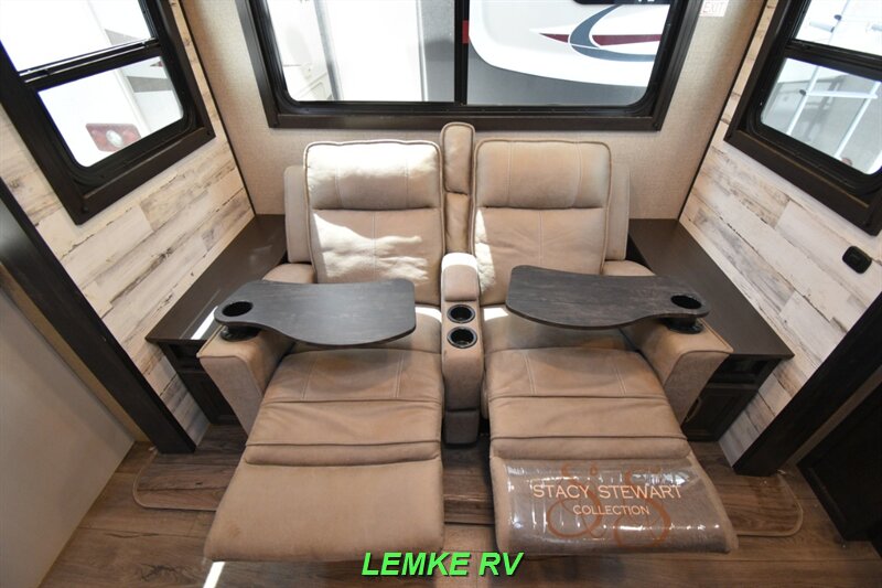 2021 Jayco Jay Feather 16RK   - Photo 22 - Rocklin, CA 95677