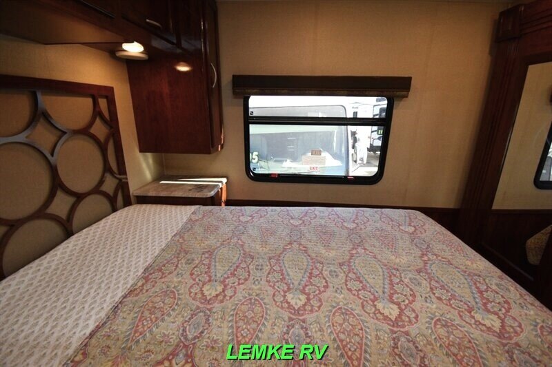 2018 Coachmen Pursuit Precision 29SS   - Photo 18 - Rocklin, CA 95677