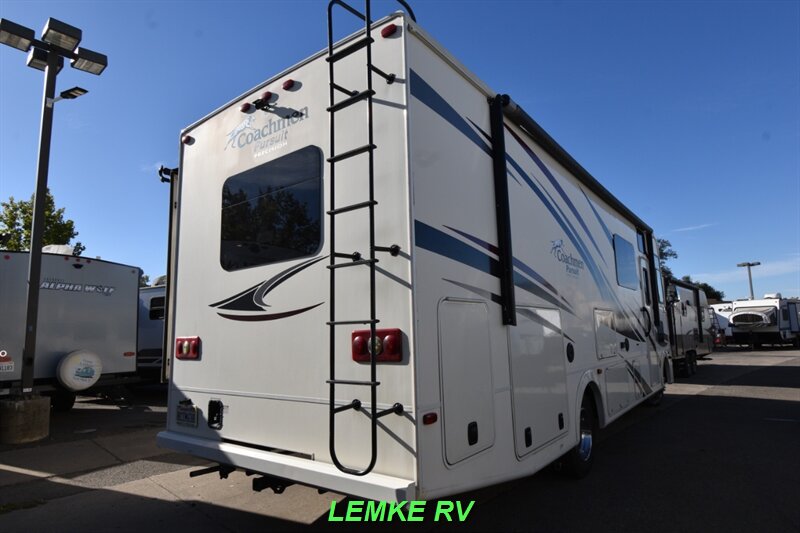 2018 Coachmen Pursuit Precision 29SS   - Photo 8 - Rocklin, CA 95677