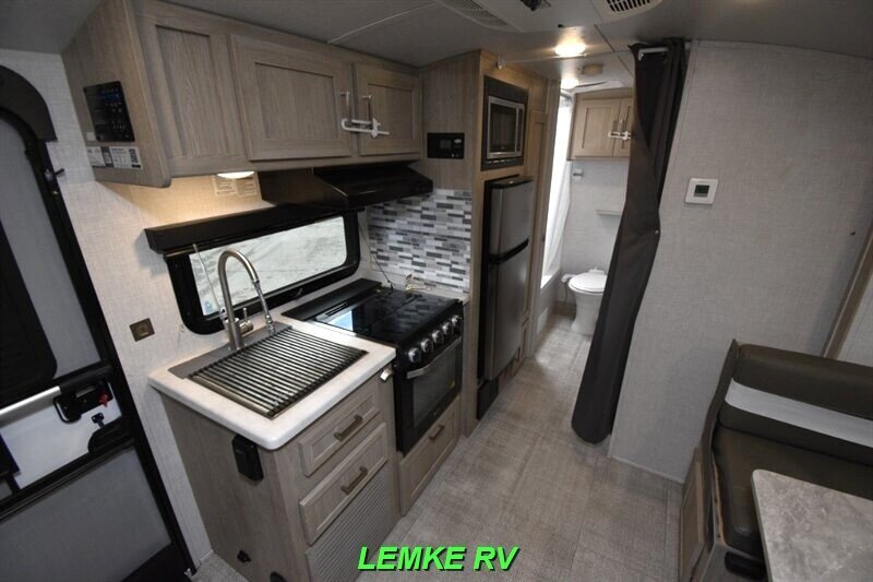 2021 Forest River Flagstaff E-Pro E20BHS   - Photo 11 - Rocklin, CA 95677