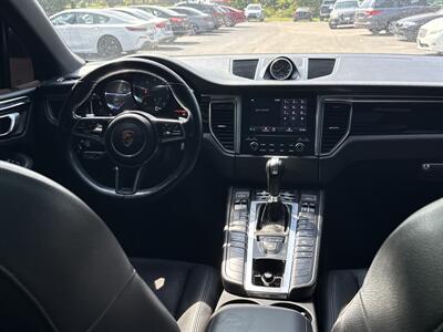 2018 Porsche Macan   - Photo 15 - Lannon, WI 53046