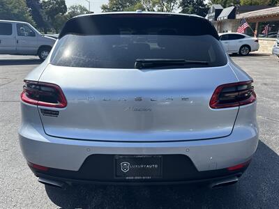 2018 Porsche Macan   - Photo 6 - Lannon, WI 53046