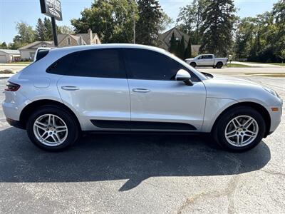 2018 Porsche Macan   - Photo 8 - Lannon, WI 53046