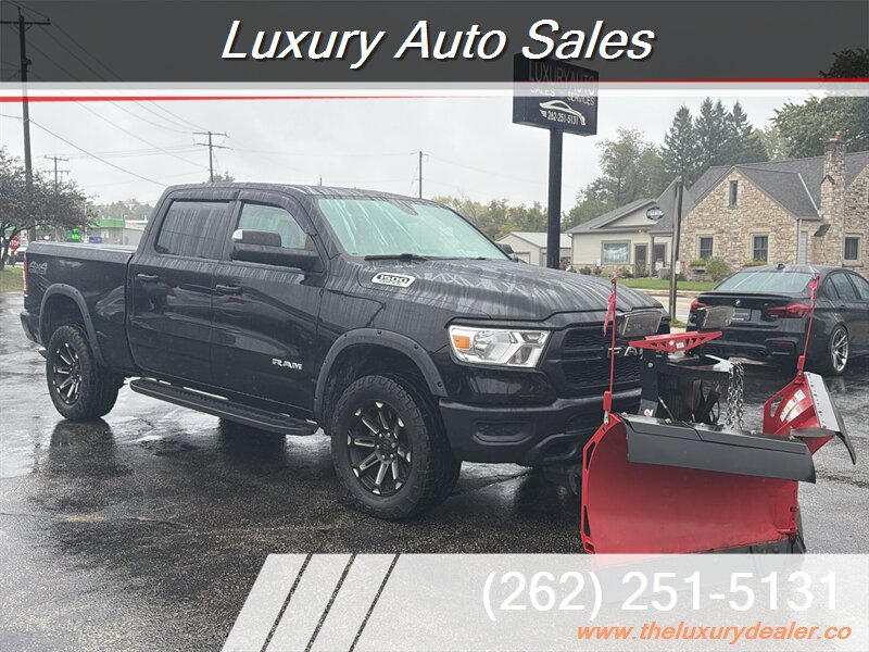 2019 RAM 1500 Tradesman   - Photo 1 - Lannon, WI 53046
