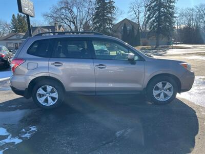 2015 Subaru Forester 2.5i Premium   - Photo 7 - Lannon, WI 53046