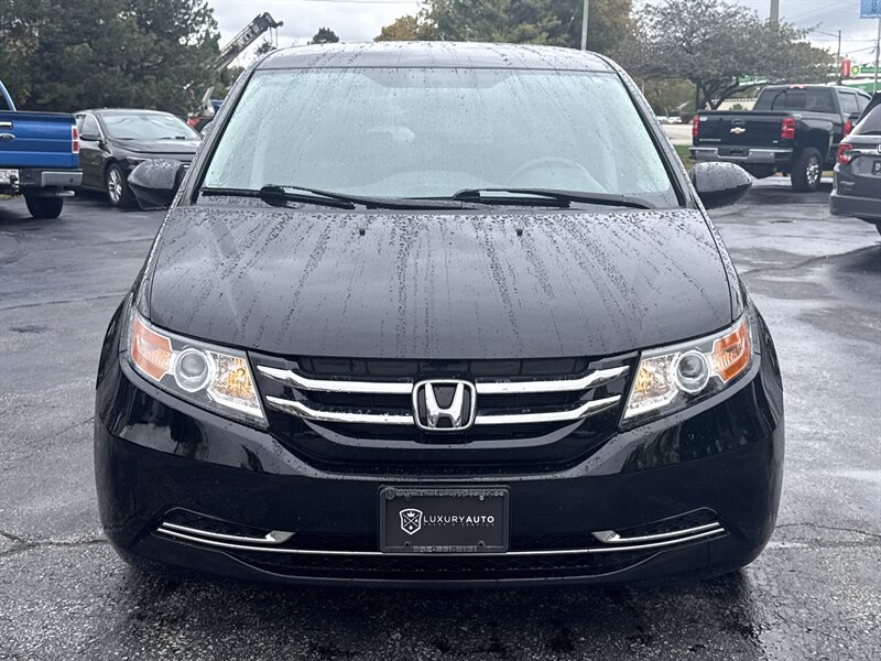 2016 Honda Odyssey EX photo 2