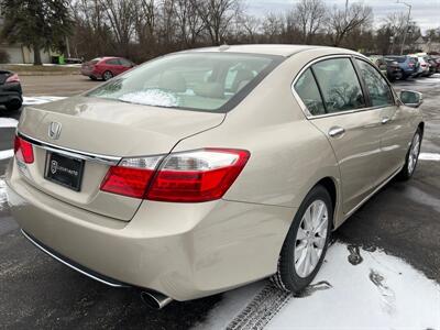 2013 Honda Accord EX-L   - Photo 7 - Lannon, WI 53046