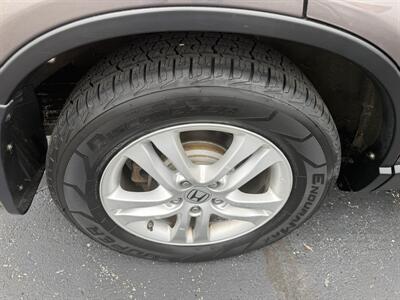 2011 Honda CR-V EX-L - Photo 21 - Lannon, WI 53046