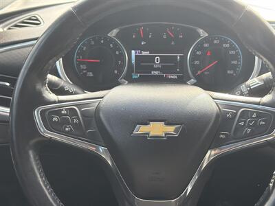 2017 Chevrolet Malibu LT - Photo 16 - Lannon, WI 53046
