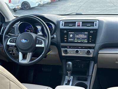 2015 Subaru Outback 2.5i Limited   - Photo 15 - Lannon, WI 53046