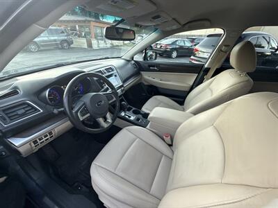 2015 Subaru Outback 2.5i Limited   - Photo 9 - Lannon, WI 53046