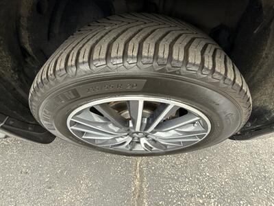 2017 INFINITI QX60   - Photo 21 - Lannon, WI 53046