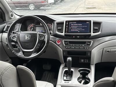 2017 Honda Pilot EX-L w/Navi - Photo 17 - Lannon, WI 53046