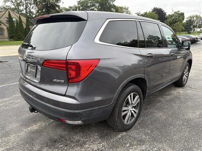 2017 Honda Pilot EX-L w/Navi - Photo 7 - Lannon, WI 53046