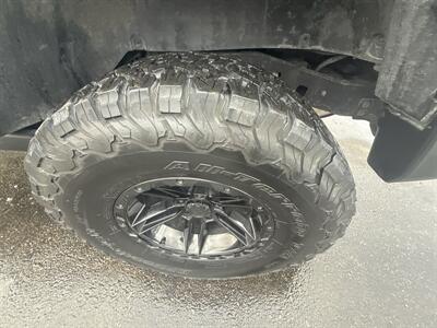 2015 Jeep Wrangler Unlimited Sport   - Photo 18 - Lannon, WI 53046