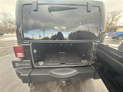 2015 Jeep Wrangler Unlimited Sport   - Photo 8 - Lannon, WI 53046