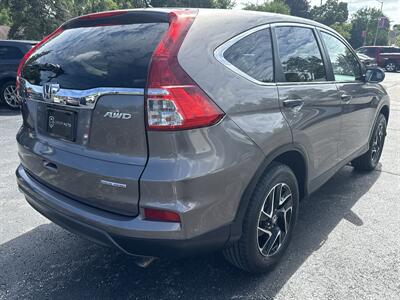 2016 Honda CR-V SE   - Photo 7 - Lannon, WI 53046