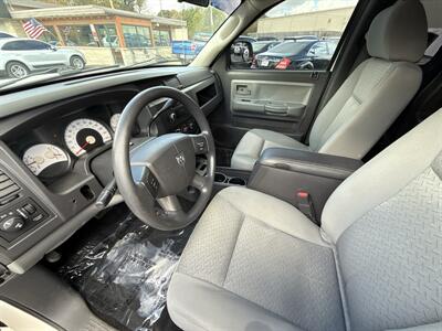 2009 Dodge Dakota BigHorn   - Photo 9 - Lannon, WI 53046