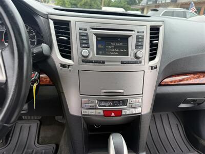 2012 Subaru Outback 3.6R Limited - Photo 15 - Lannon, WI 53046