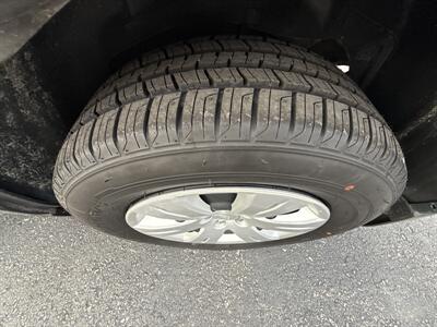 2009 Subaru Forester 2.5 X - Photo 18 - Lannon, WI 53046