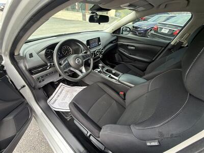 2020 Nissan Sentra S - Photo 9 - Lannon, WI 53046
