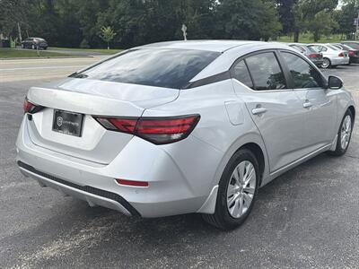 2020 Nissan Sentra S - Photo 7 - Lannon, WI 53046