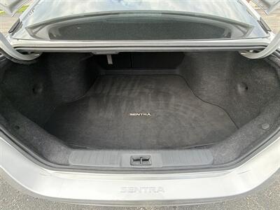 2020 Nissan Sentra S - Photo 11 - Lannon, WI 53046