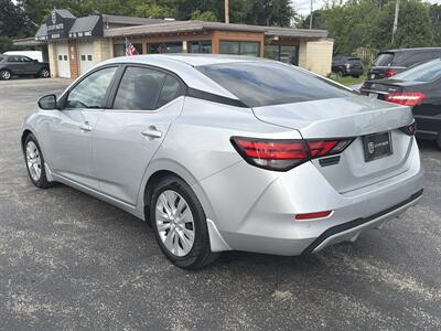 2020 Nissan Sentra S - Photo 5 - Lannon, WI 53046