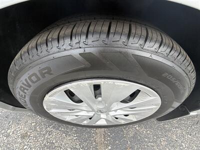 2020 Nissan Sentra S - Photo 19 - Lannon, WI 53046