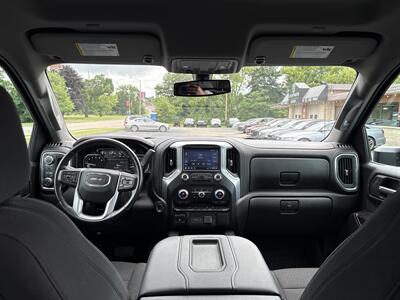 2021 GMC Sierra 1500 Elevation   - Photo 15 - Lannon, WI 53046