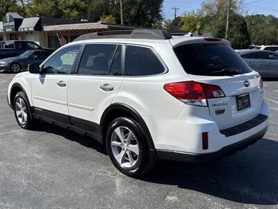 2014 Subaru Outback 2.5i Limited   - Photo 5 - Lannon, WI 53046