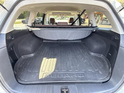 2014 Subaru Outback 2.5i Limited   - Photo 11 - Lannon, WI 53046