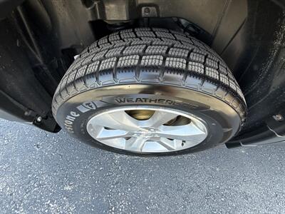 2014 Subaru Outback 2.5i Limited   - Photo 16 - Lannon, WI 53046