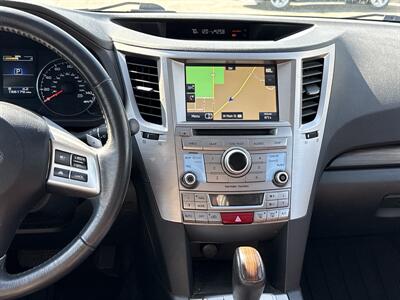 2014 Subaru Outback 2.5i Limited   - Photo 21 - Lannon, WI 53046