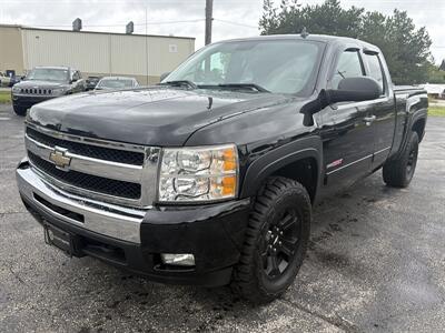 2009 Chevrolet Silverado 1500 LT - Photo 3 - Lannon, WI 53046